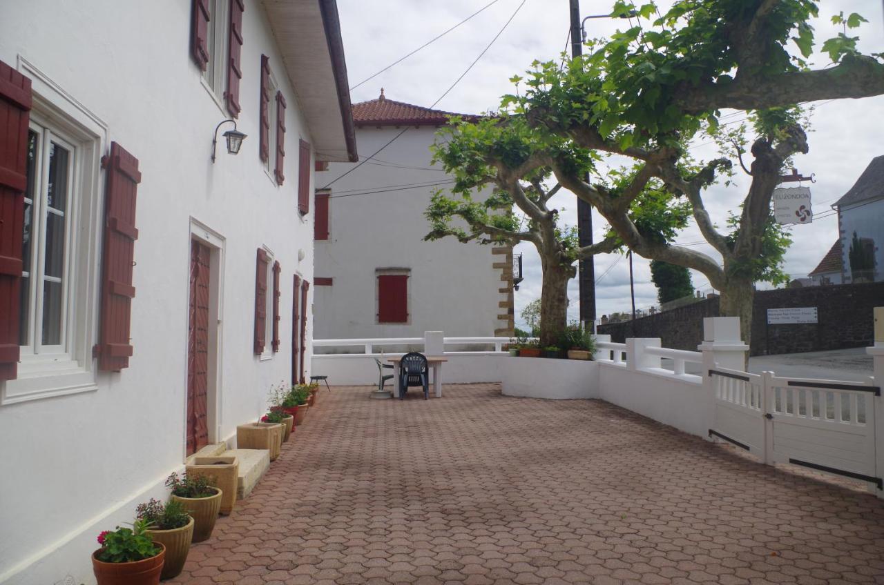 Maison Elizondoa - Chambres, Restaurant Et Spa Masparraute 外观 照片