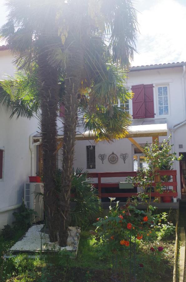 Maison Elizondoa - Chambres, Restaurant Et Spa Masparraute 外观 照片
